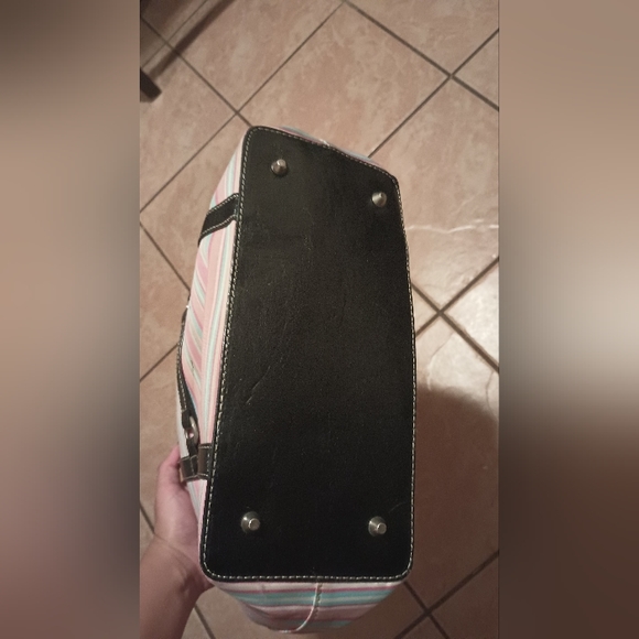 Purse and Slipper Bundle - Picture 4 of 15